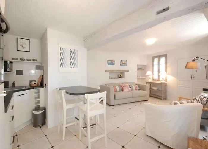 292 Tini House La Mignonnerie En Plein Centre *